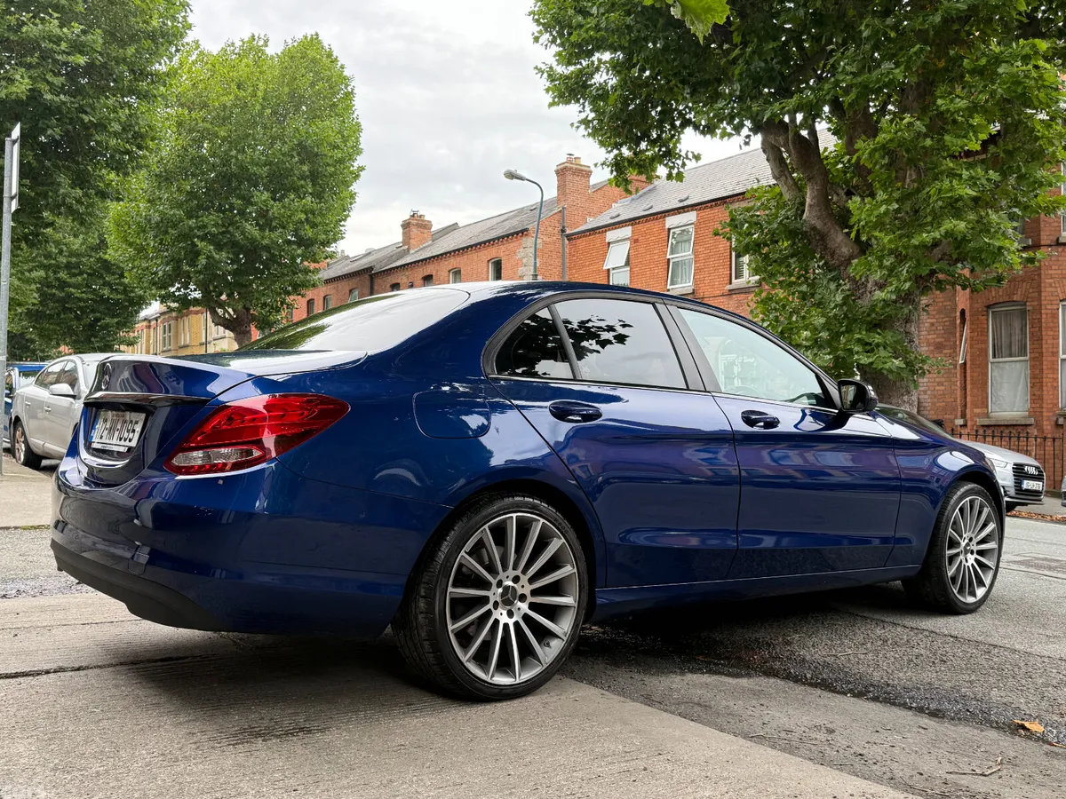 Mercedes-Benz C-Class Saloon, Petrol, 2017, Blue