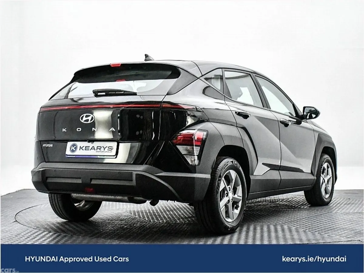 Hyundai KONA SUV, Petrol, 2023, Black