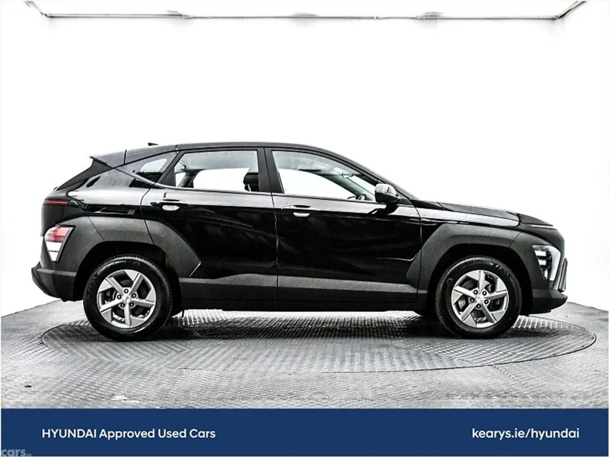 Hyundai KONA SUV, Petrol, 2023, Black