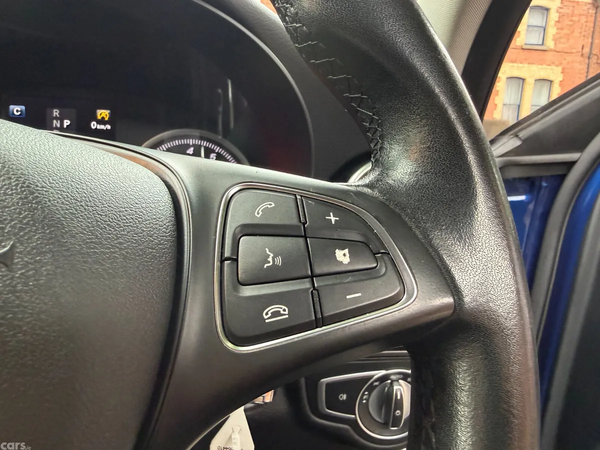 Mercedes-Benz C-Class Saloon, Petrol, 2017, Blue