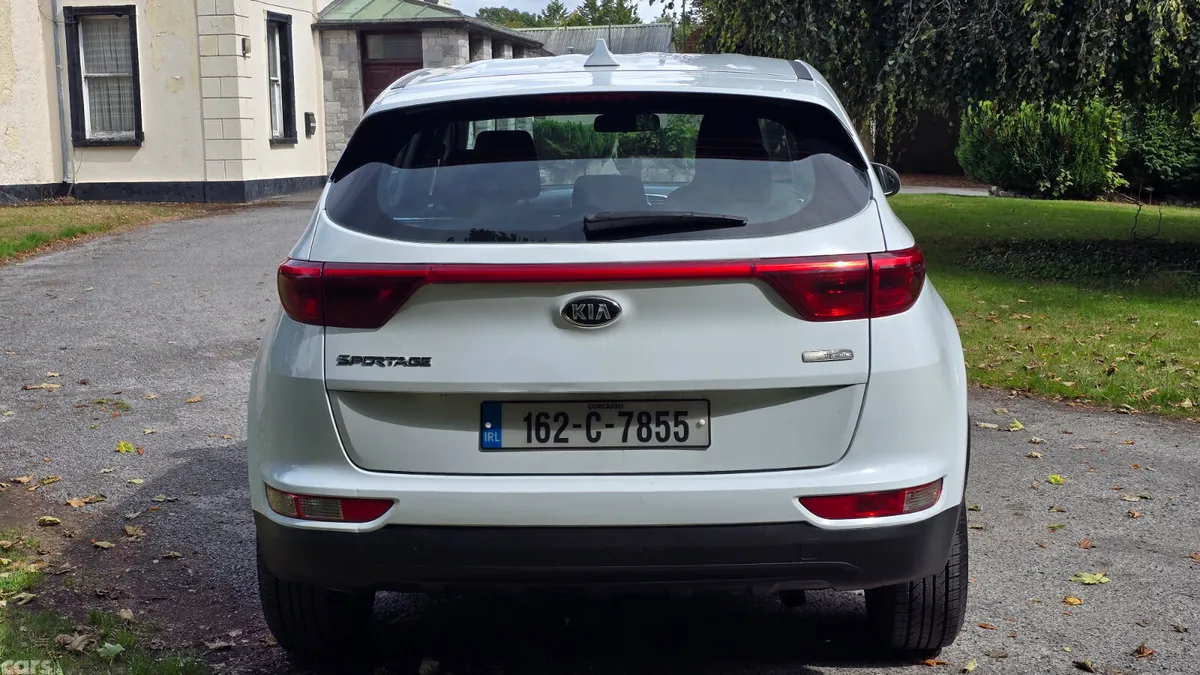 Kia Sportage SUV, Diesel, 2016, White