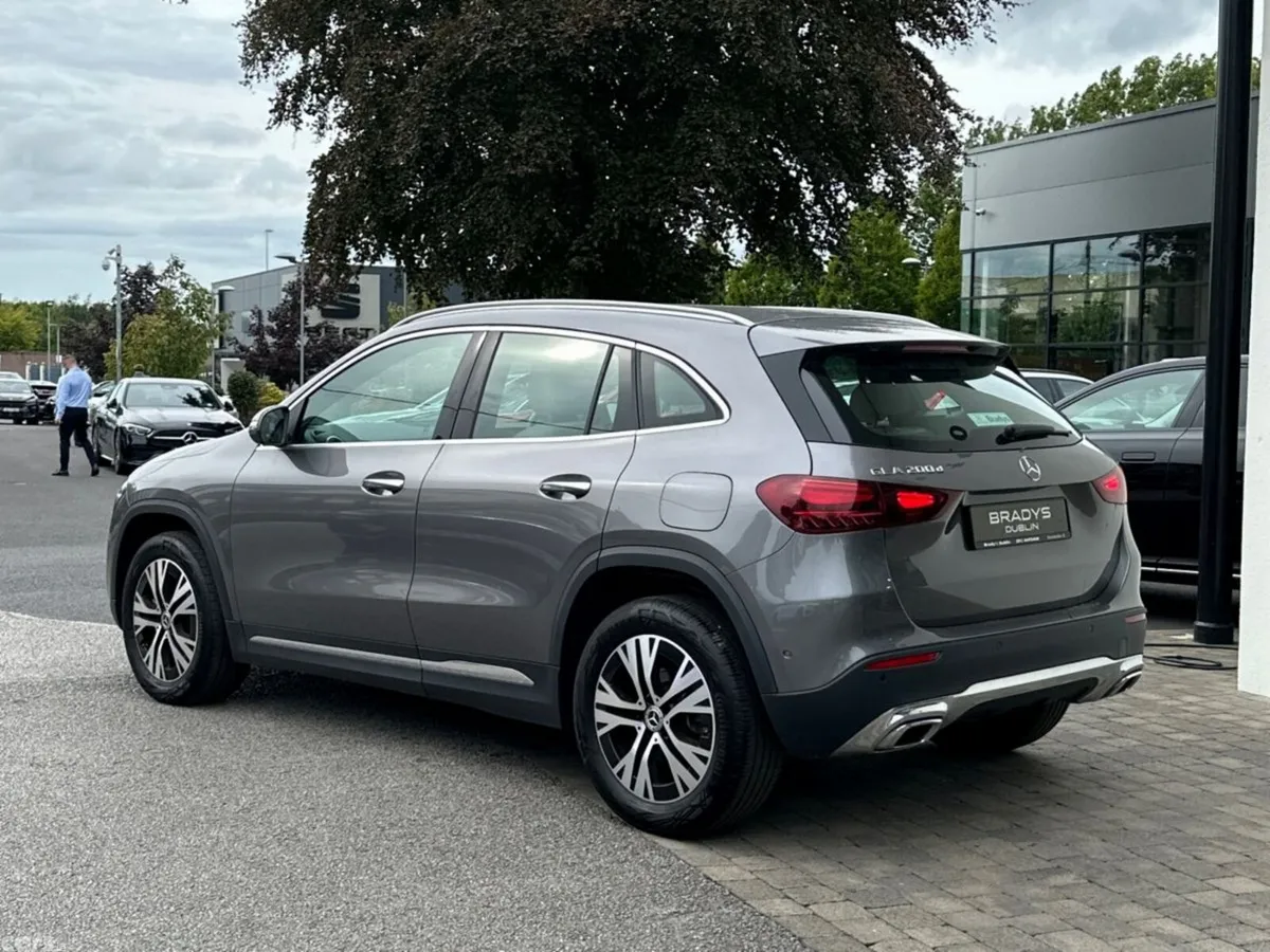 Mercedes-Benz GLA SUV, Diesel, 2025, Grey