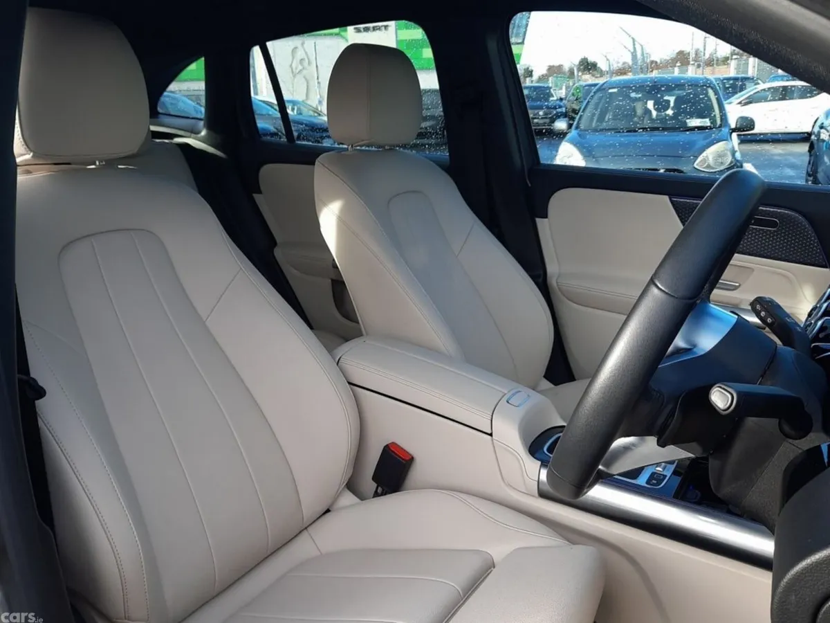 Mercedes-Benz GLA SUV, Diesel, 2025, Grey