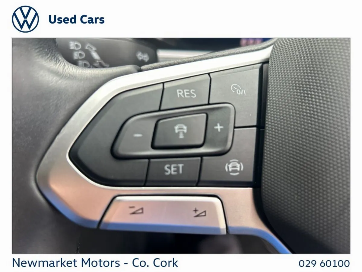 Volkswagen T-Roc SUV, Petrol, 2023, Grey