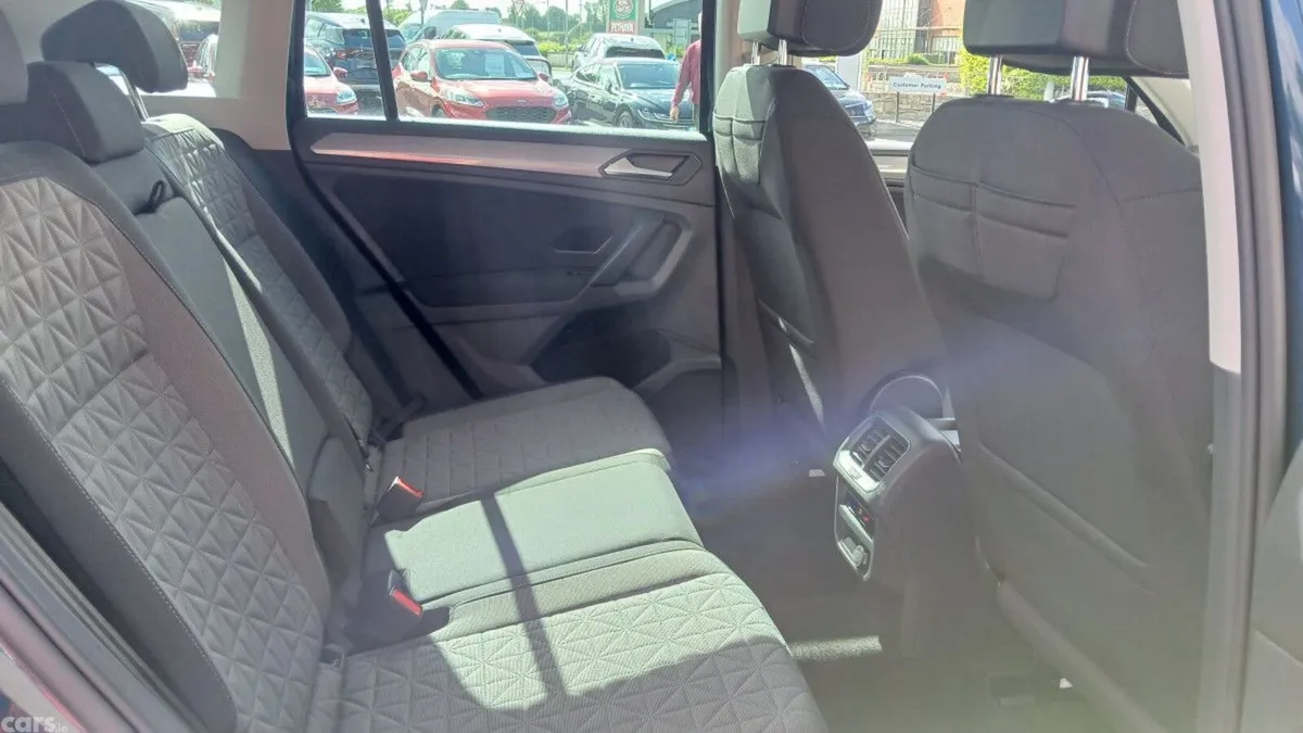 Volkswagen Tiguan SUV, Diesel, 2023, Blue