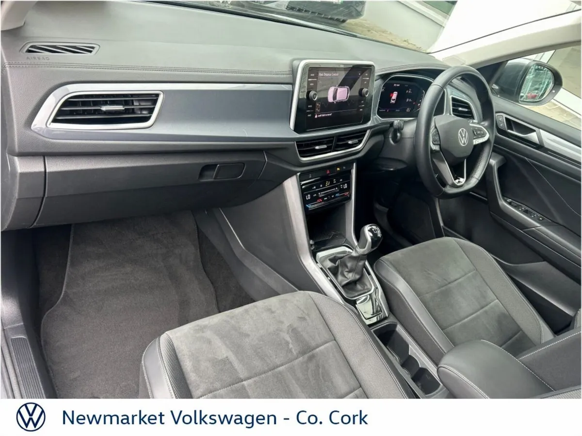 Volkswagen T-Roc SUV, Petrol, 2023, Grey