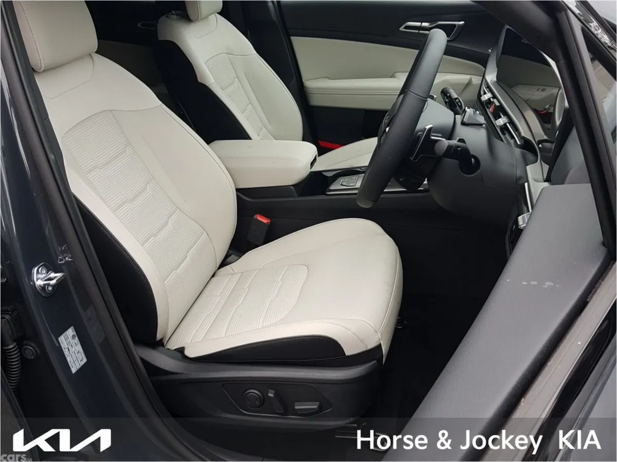 Kia Sportage SUV, Petrol Hybrid, 2026, Grey