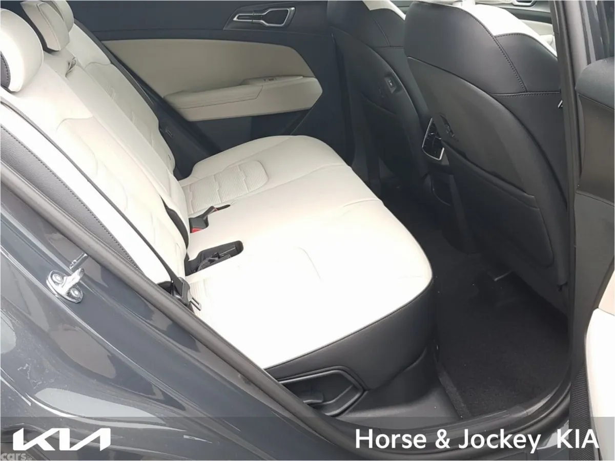 Kia Sportage SUV, Petrol Hybrid, 2026, Grey