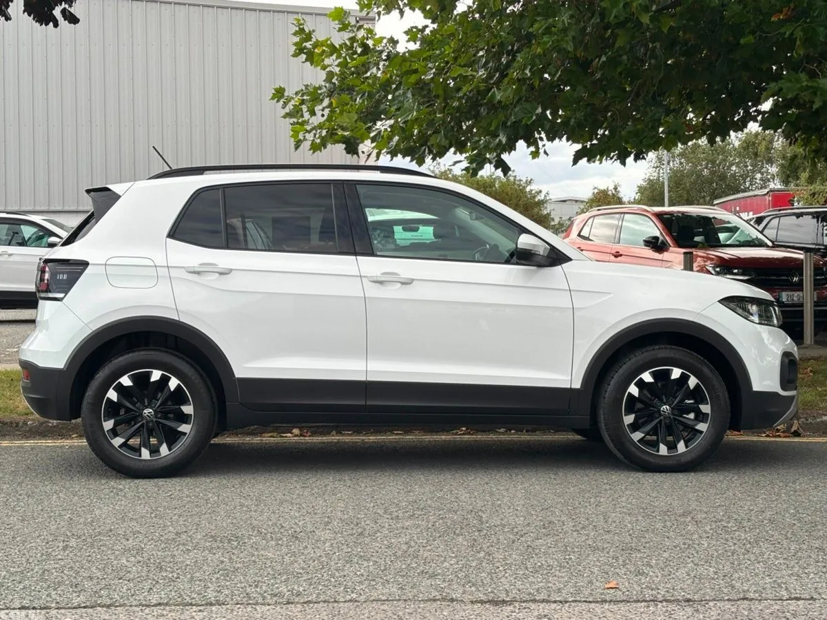 Volkswagen T-Cross SUV, Petrol, 2022, White