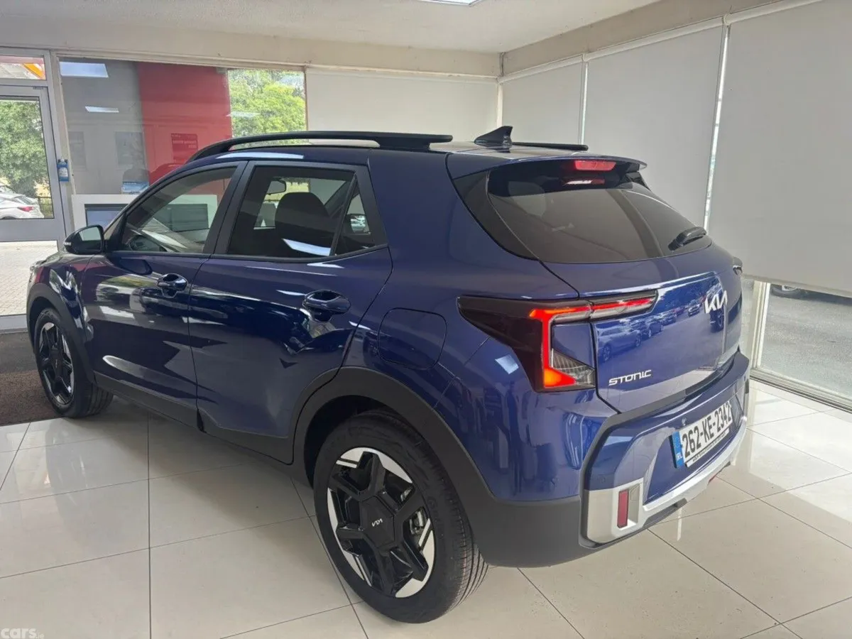Kia Stonic MPV, Petrol, 2026, Blue