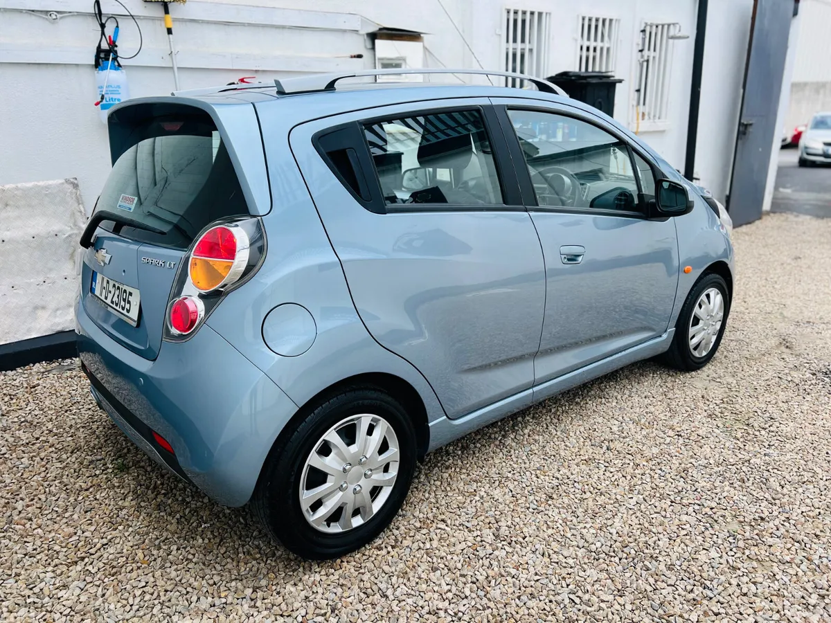 Chevrolet Spark Hatchback, Petrol, 2011, Blue