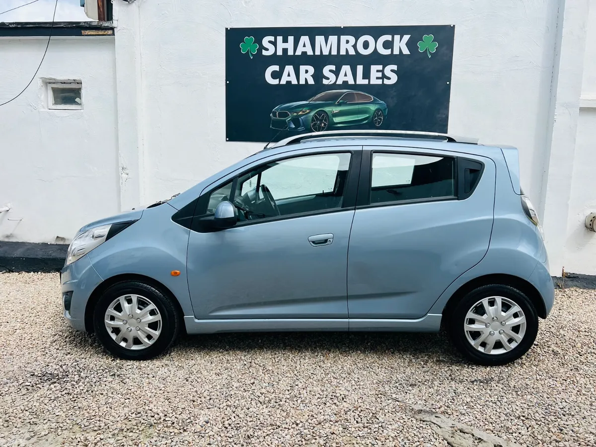 Chevrolet Spark Hatchback, Petrol, 2011, Blue