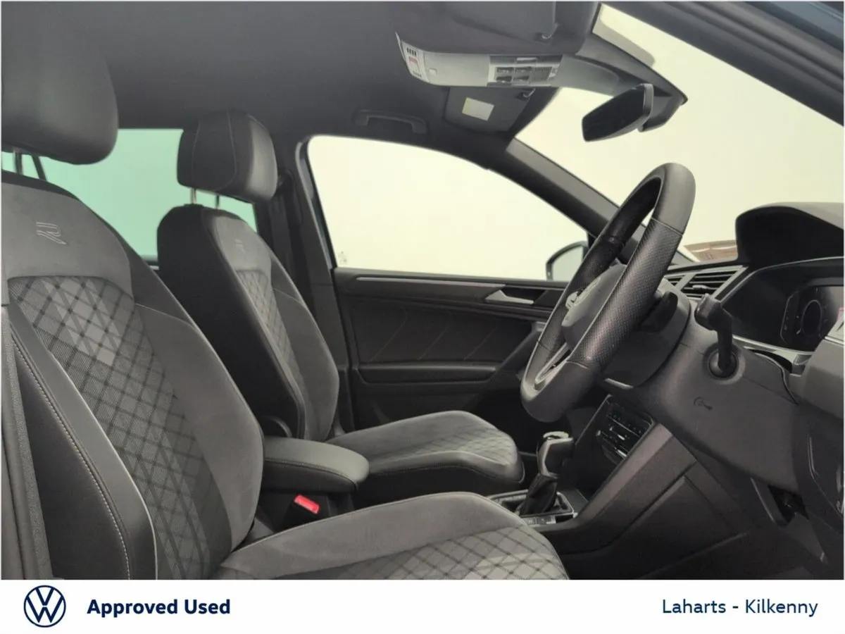 Volkswagen Tiguan SUV, Petrol Plug-in Hybrid, 2024, Blue