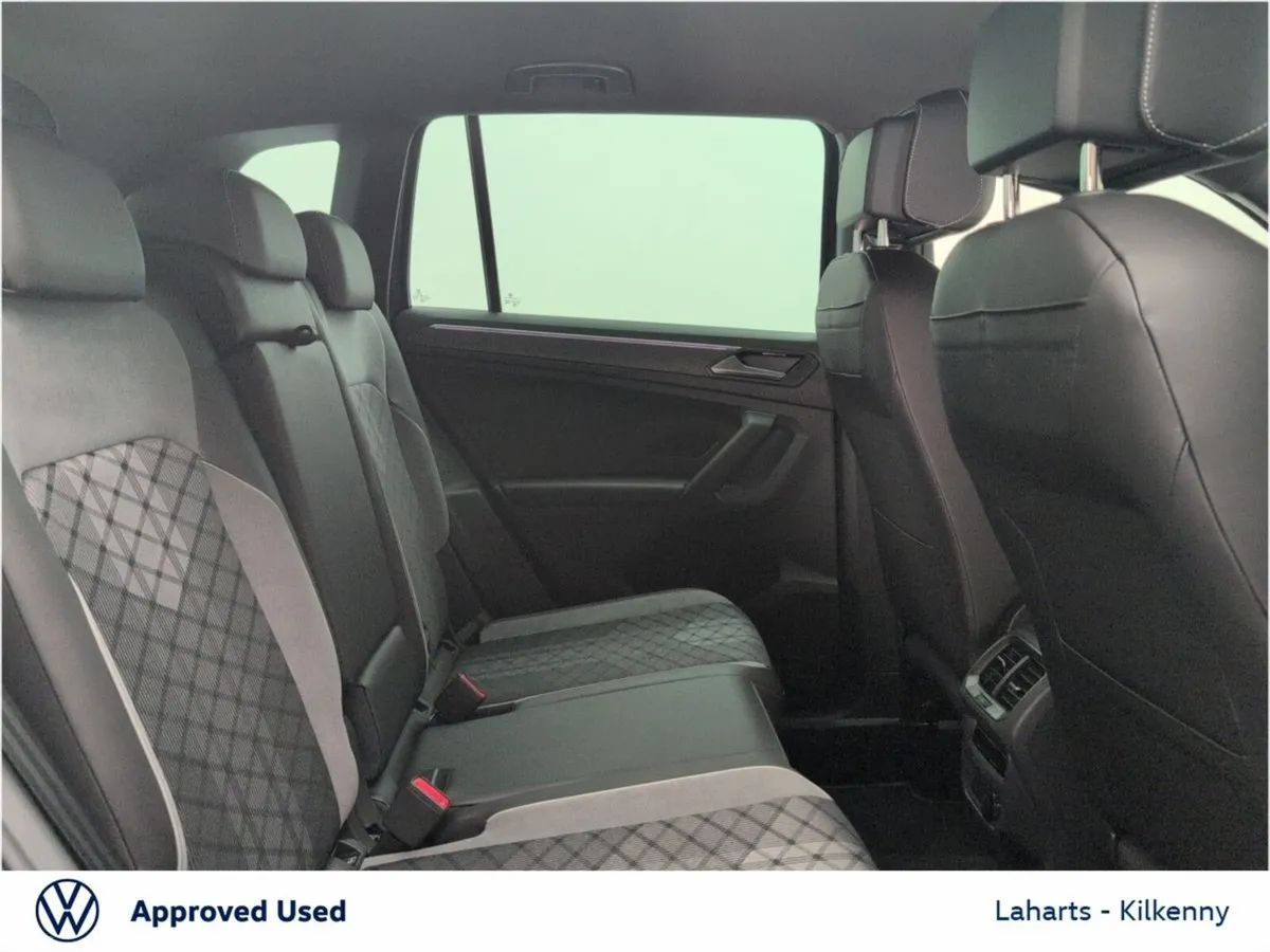 Volkswagen Tiguan SUV, Petrol Plug-in Hybrid, 2024, Blue