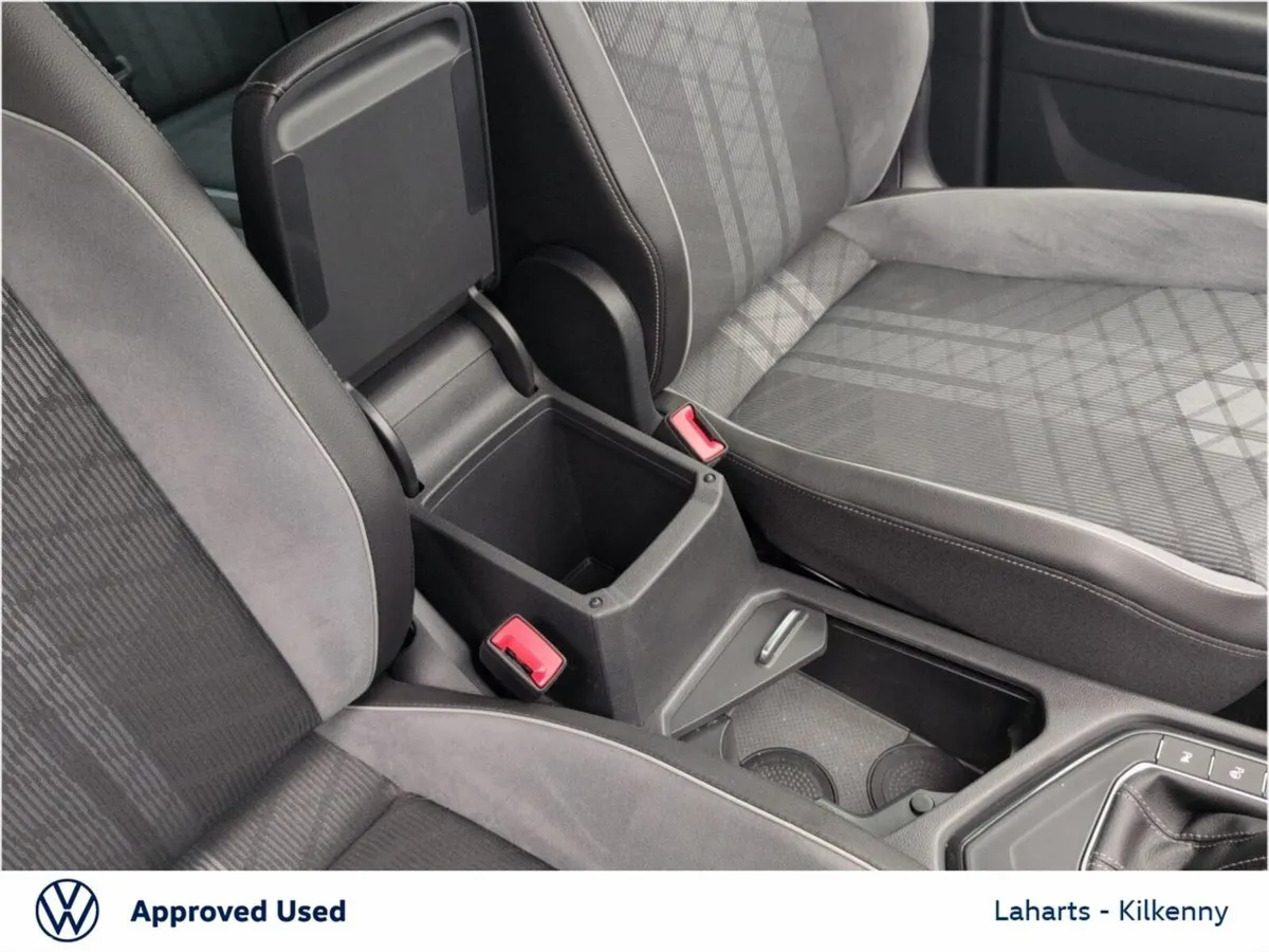 Volkswagen Tiguan SUV, Petrol Plug-in Hybrid, 2024, Blue