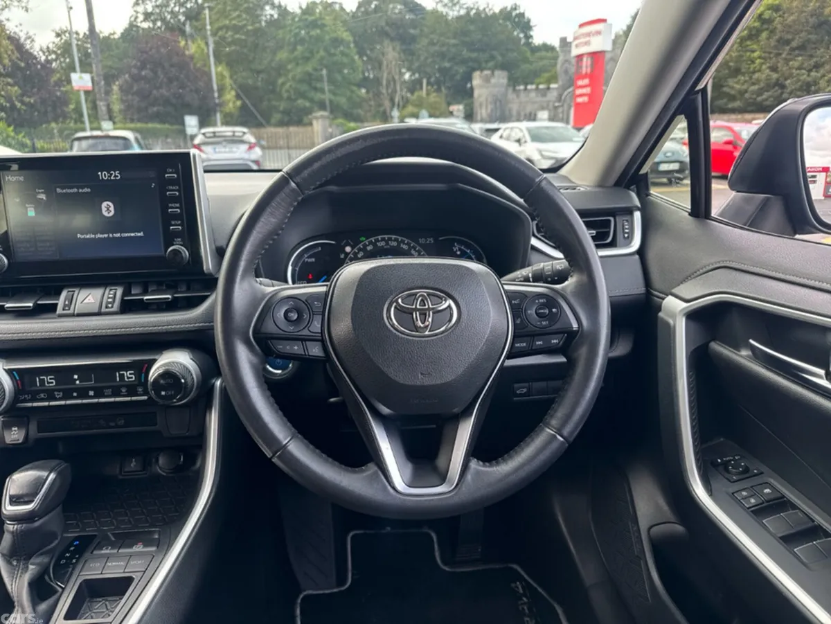 Toyota RAV4 SUV, Petrol Hybrid, 2022, Blue