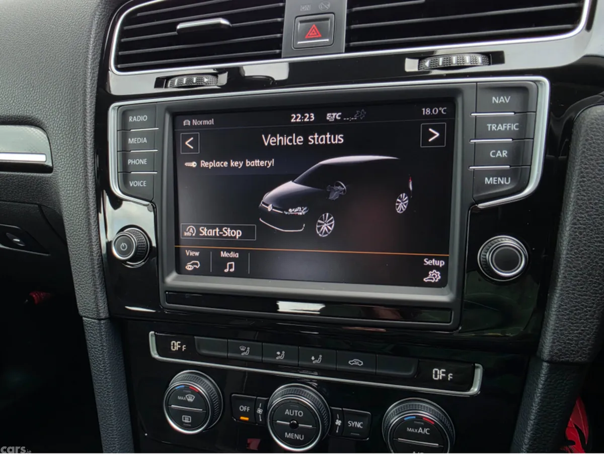 Volkswagen Golf Hatchback, Petrol, 2015, Black