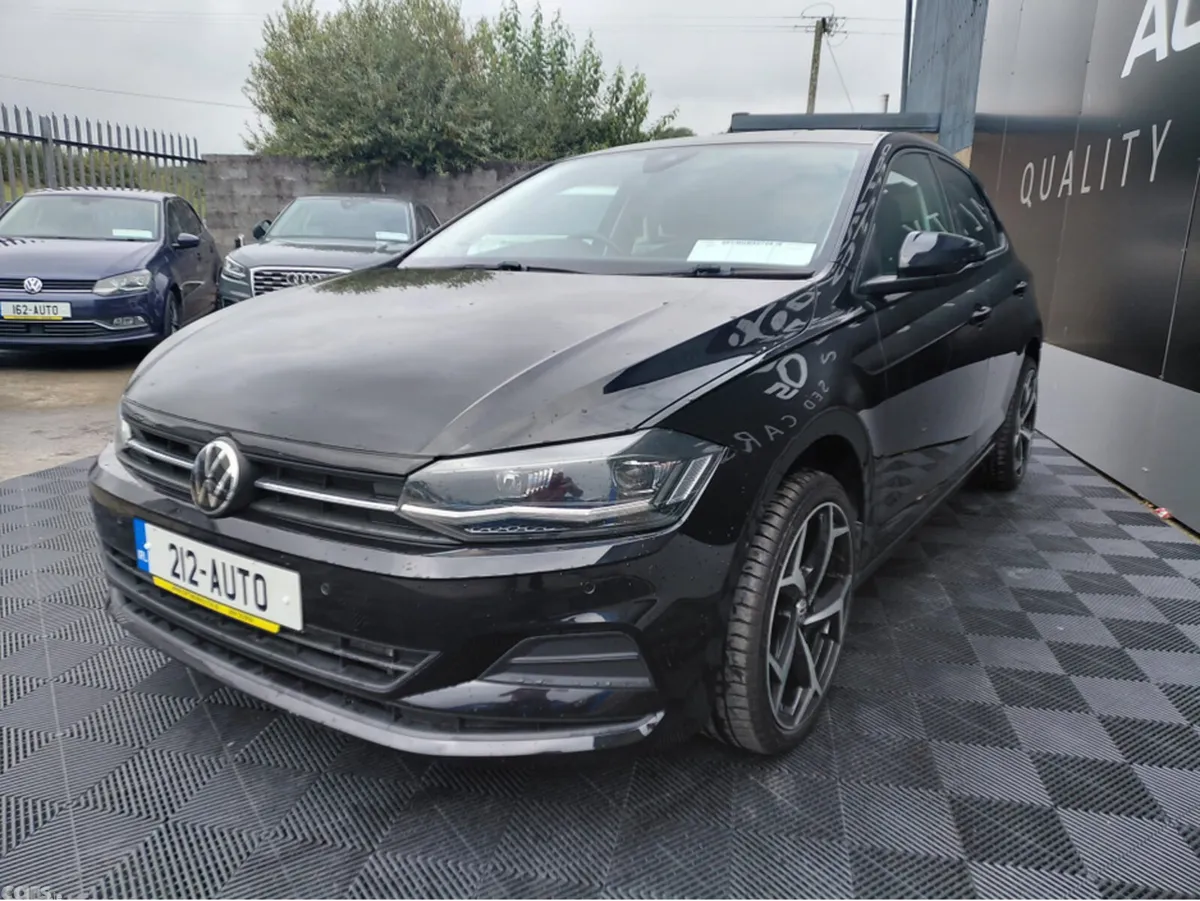 Volkswagen Polo Hatchback, Petrol, 2021, Black