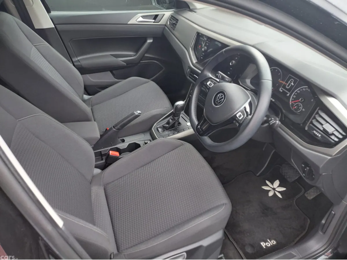 Volkswagen Polo MPV, Petrol, 2021, Black