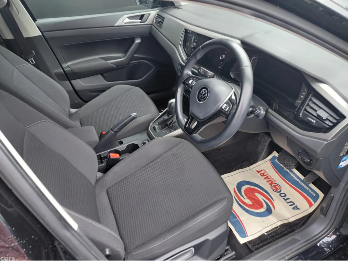 Volkswagen Polo MPV, Petrol, 2021, Black