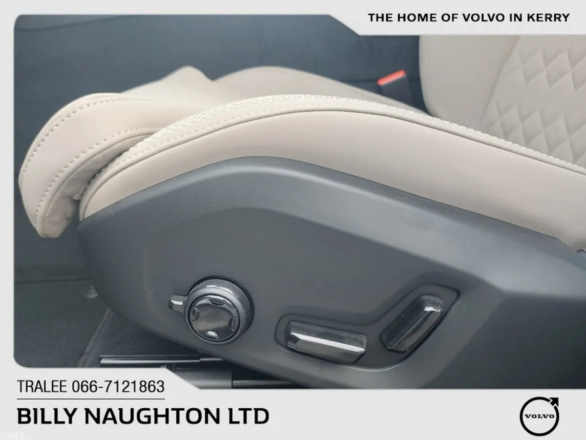 Volvo XC60 SUV, Petrol Plug-in Hybrid, 2026, Green