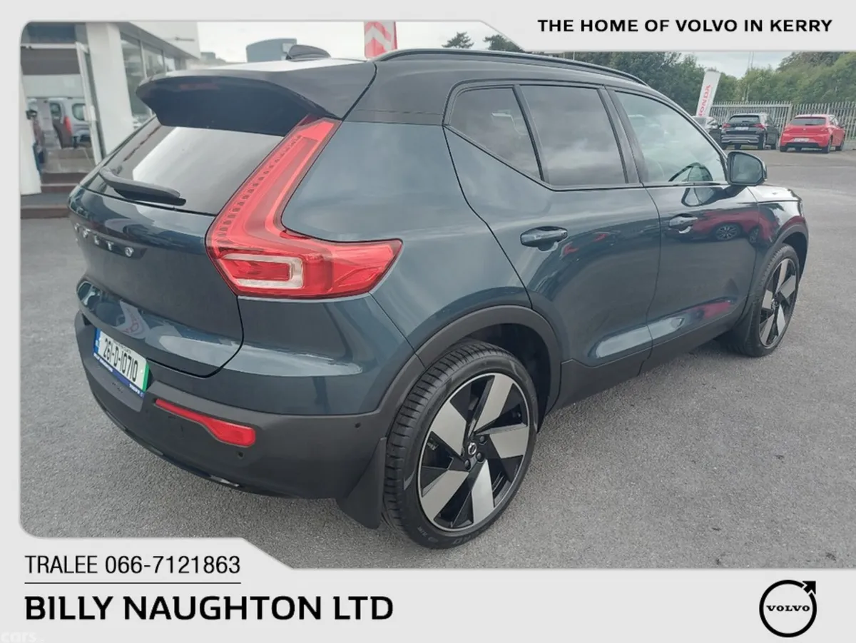 Volvo EX40 SUV, Electric, 2026, Blue