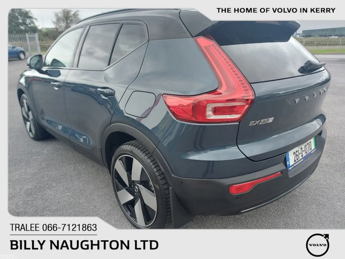 Volvo EX40 SUV, Electric, 2026, Blue