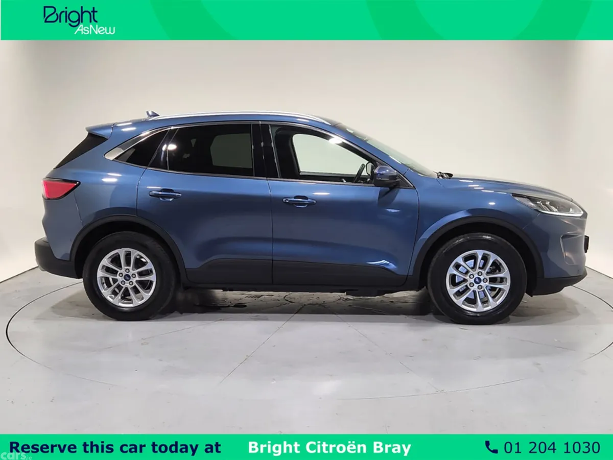 Ford Kuga MPV, Petrol Plug-in Hybrid, 2023, Blue