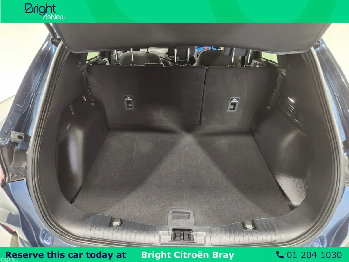 Ford Kuga MPV, Petrol Plug-in Hybrid, 2023, Blue