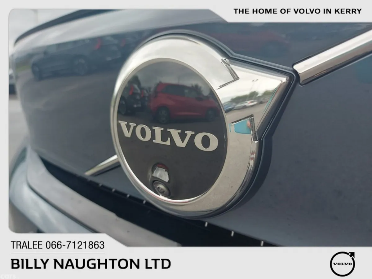 Volvo EX40 SUV, Electric, 2026, Blue