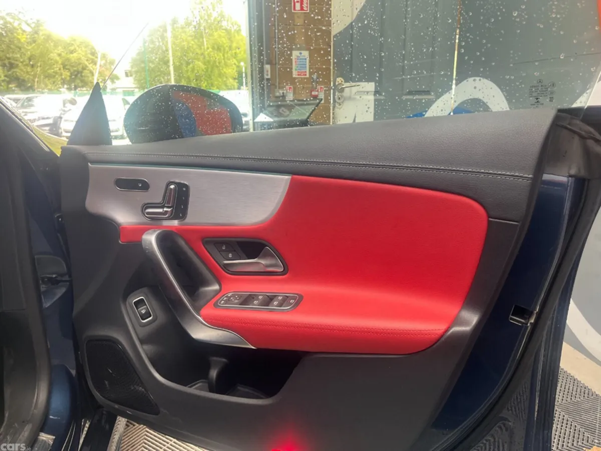 Mercedes-Benz CLA Saloon, Diesel, 2020, Blue