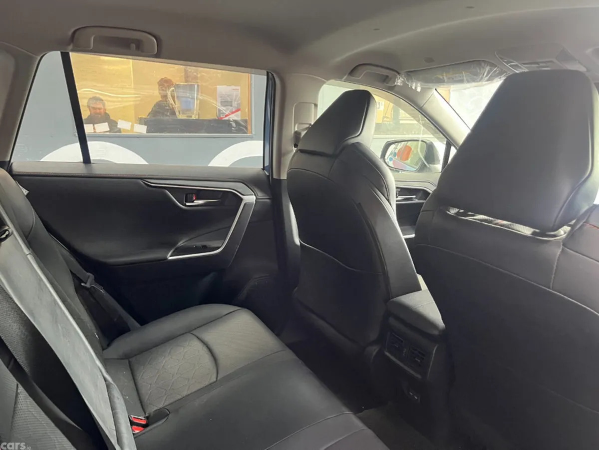 Toyota RAV4 SUV, Petrol, 2023, Blue