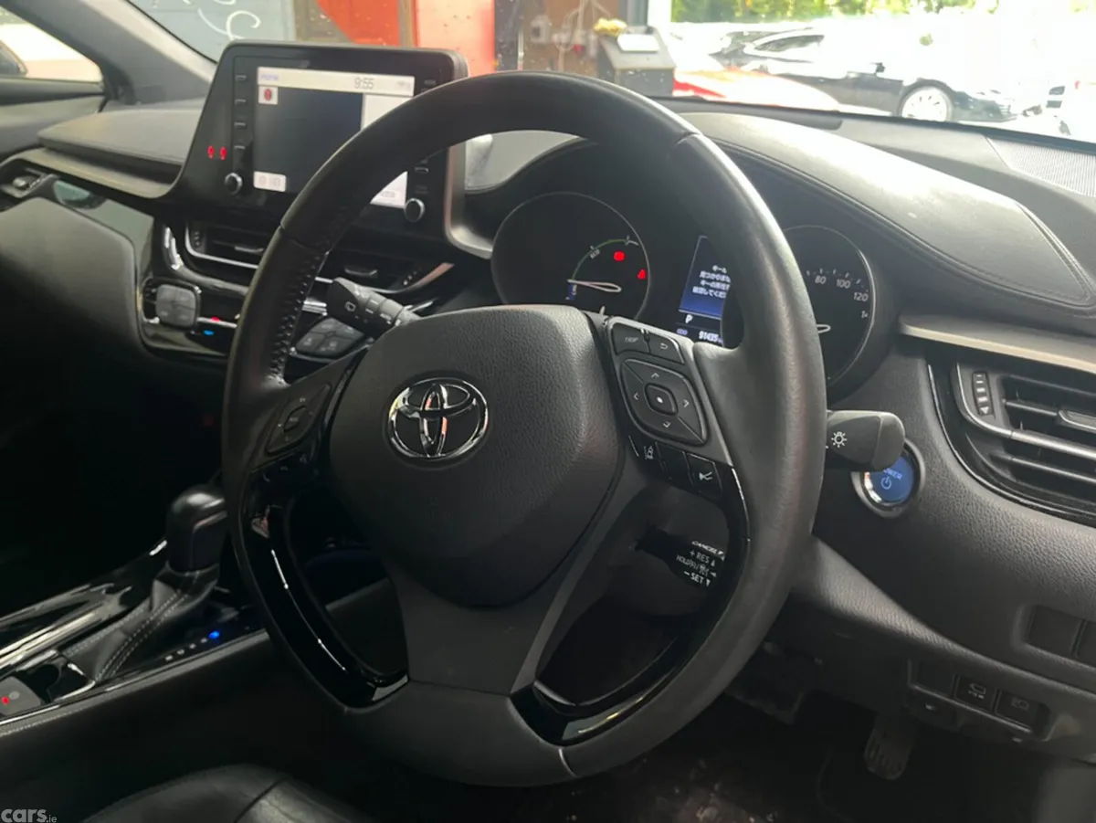 Toyota C-HR SUV, Petrol Hybrid, 2021, Black