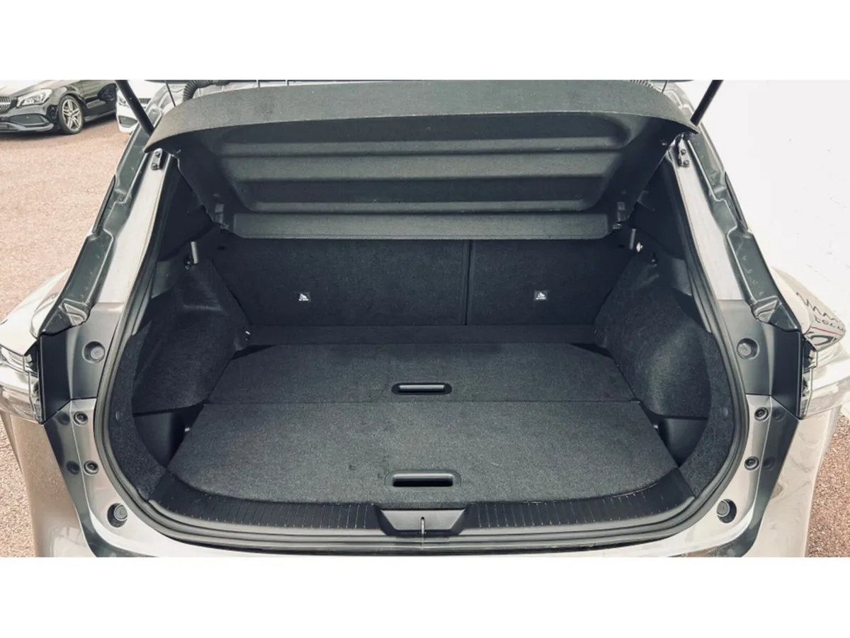 Nissan Qashqai MPV, Petrol Hybrid, 2025, Grey