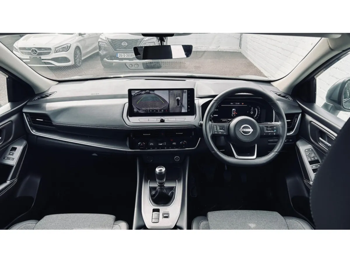 Nissan Qashqai MPV, Petrol Hybrid, 2025, Grey