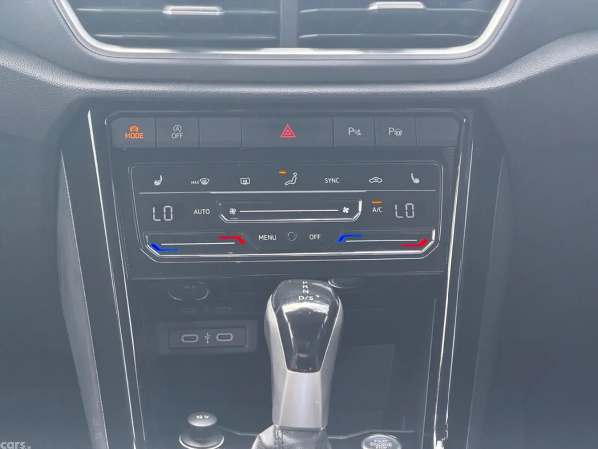 Volkswagen T-Roc SUV, Diesel, 2023, Black