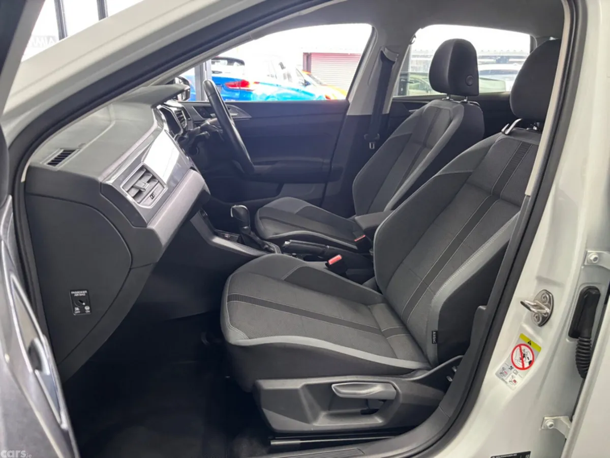 Volkswagen Polo Hatchback, Petrol, 2019, White