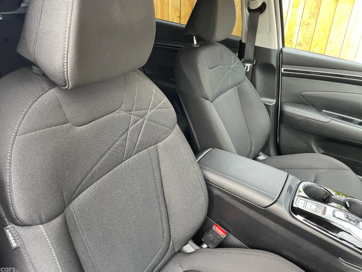 Hyundai Tucson SUV, Petrol Hybrid, 2021, White