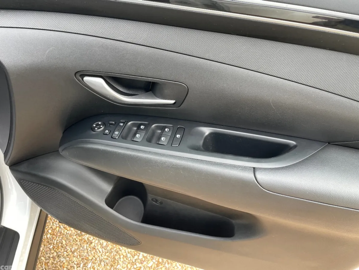 Hyundai Tucson SUV, Petrol Hybrid, 2021, White