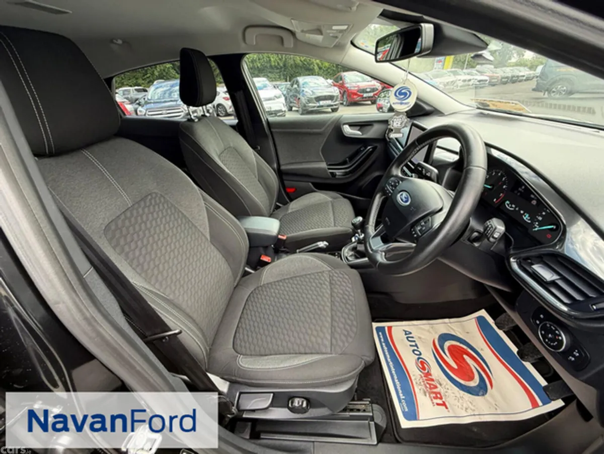 Ford Puma MPV, Petrol Hybrid, 2024, Black
