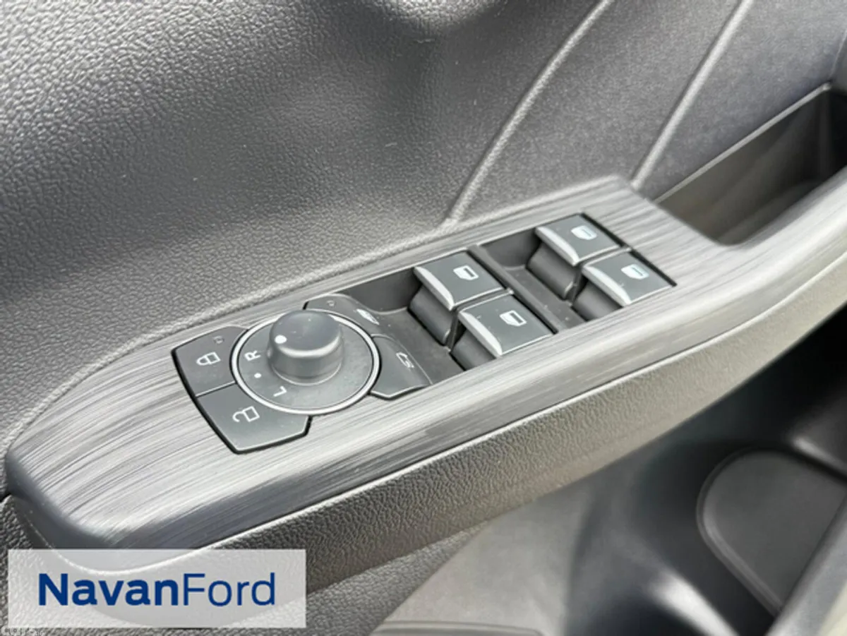 Ford Kuga SUV, Petrol Hybrid, 2024, Blue