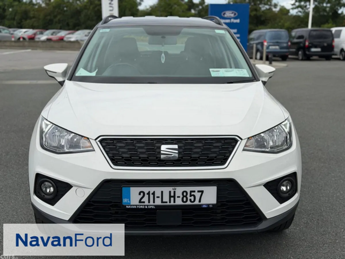 SEAT Arona Hatchback, Petrol, 2021, White
