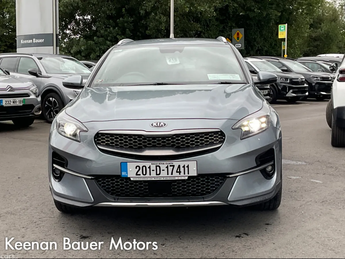Kia XCeed Hatchback, Petrol, 2020, Grey