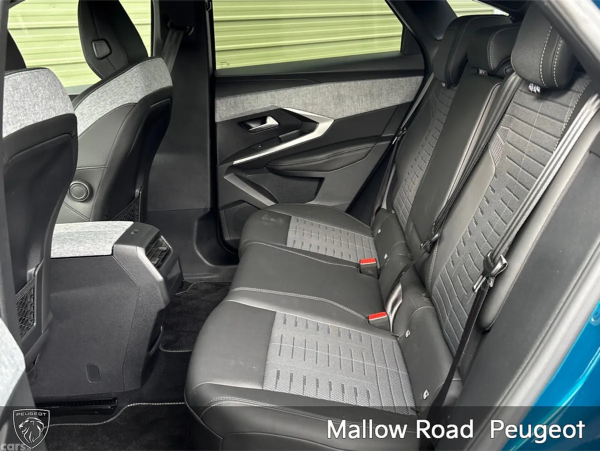 Peugeot 3008 SUV, Electric, 2026, Blue