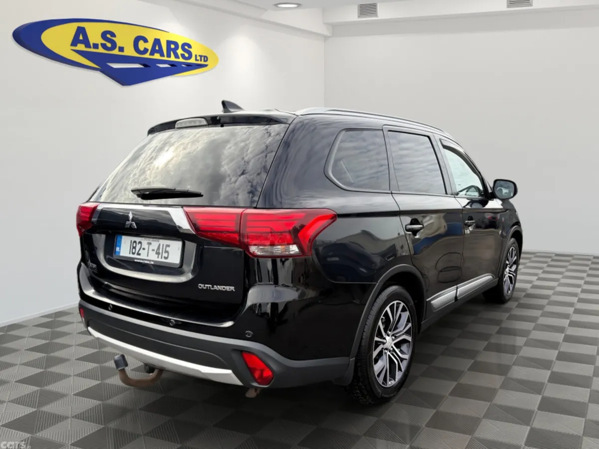Mitsubishi Outlander SUV, Diesel, 2018, Black