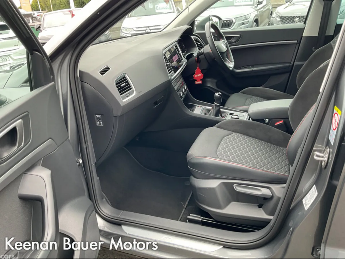 SEAT Ateca Estate, Diesel, 2023, Grey
