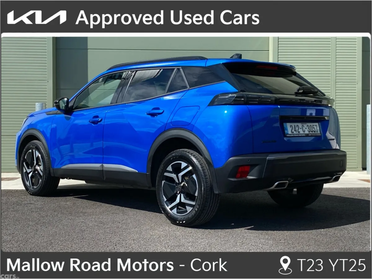 Peugeot 2008 SUV, Petrol Hybrid, 2024, Blue