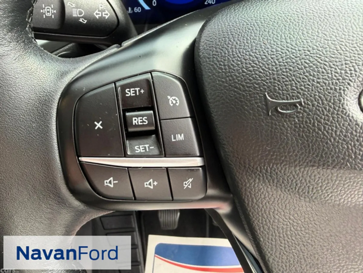 Ford Kuga SUV, Diesel, 2021, Red