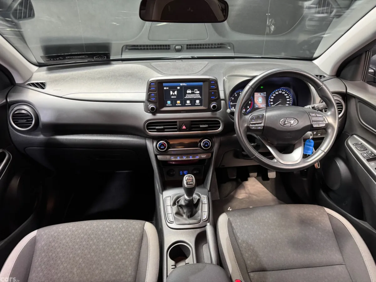 Hyundai KONA MPV, Petrol, 2019, Grey