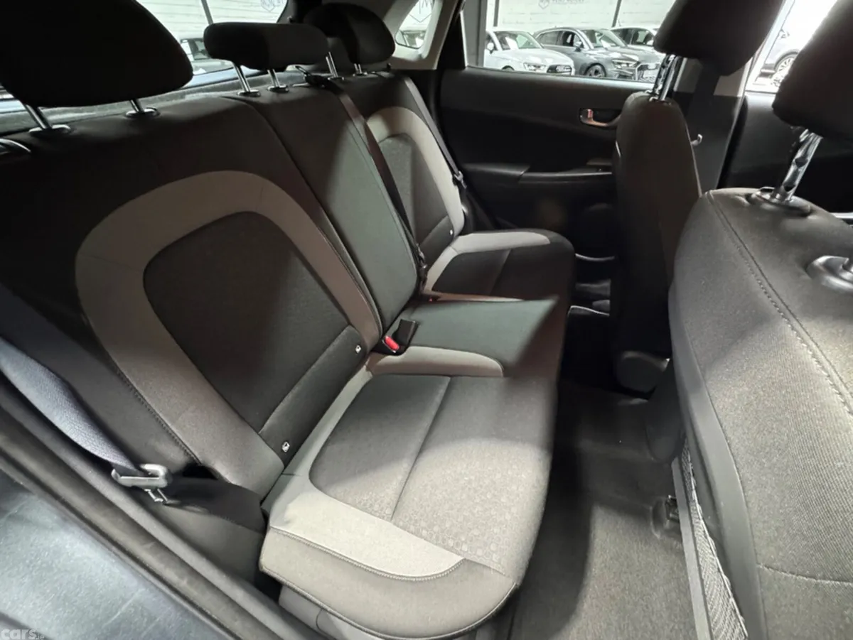 Hyundai KONA MPV, Petrol, 2019, Grey